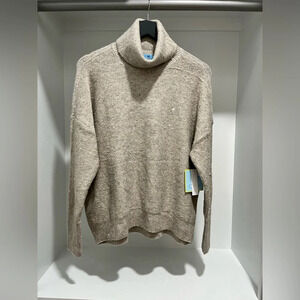 CeCe Cream Turtleneck Sweater Embellished with Micro Silver Sequins Small NWT